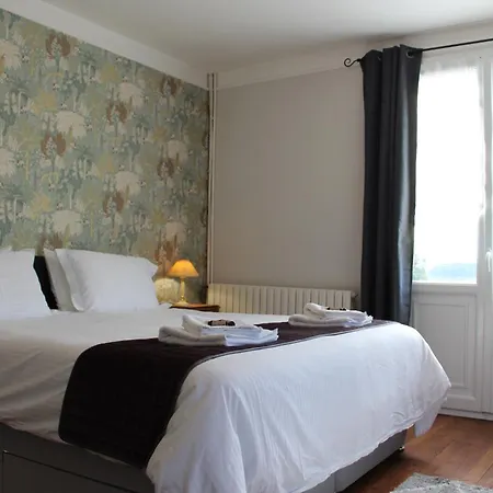 Le Clos Castel Couette-café Raids