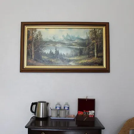 Le Clos Castel Couette-café 3*