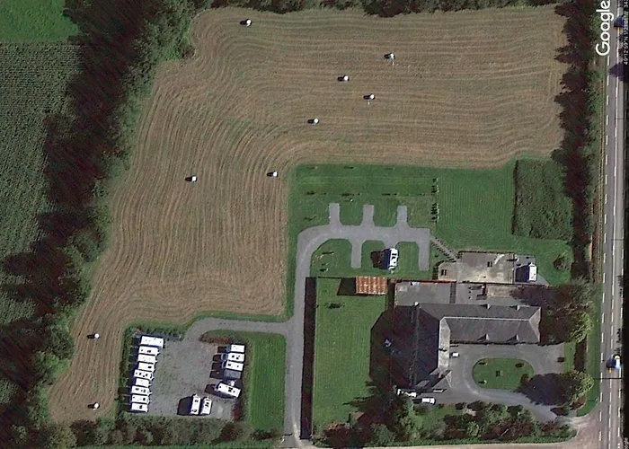 Le Clos Castel Bed and Breakfast