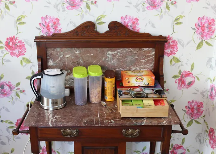 Le Clos Castel 3* Raids