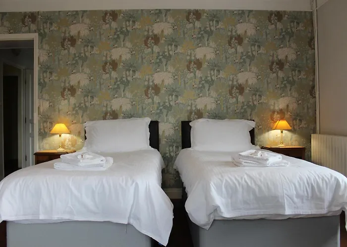 Le Clos Castel Bed and Breakfast Raids