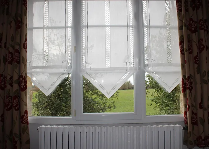 Le Clos Castel 3* Raids