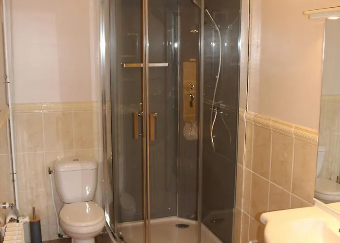 Le Clos Castel Raids