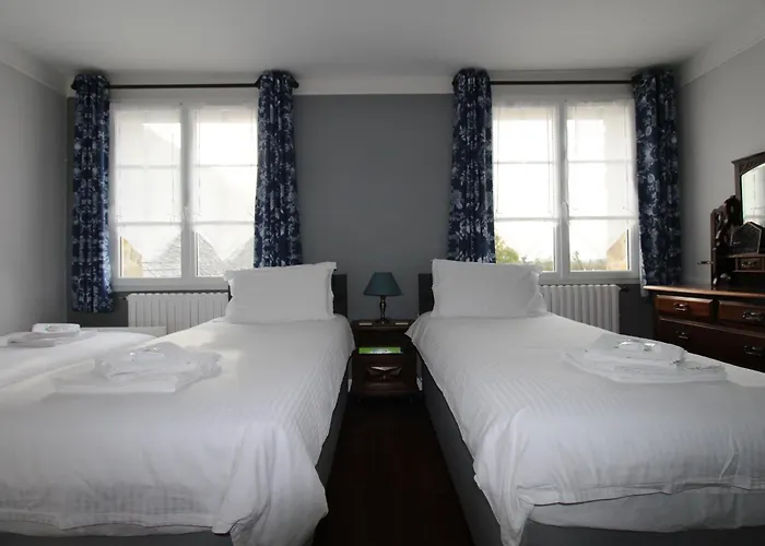 Le Clos Castel Bed and Breakfast Raids